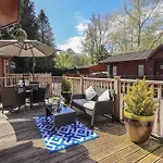 Badgers Hollow * Windermere
